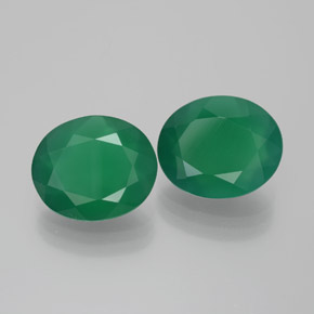 6.33 ct Green Agate Stone, Natural Agate in Oval Facet Shape for Sale