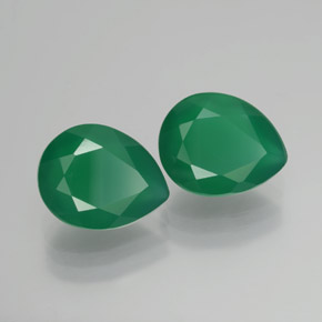 4.69 ct Green Agate Stone, Natural Agate in Pear Facet Shape for Sale