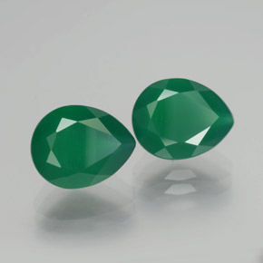 4.69 ct Green Agate Stone, Natural Agate in Pear Facet Shape for Sale