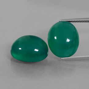 7.2ct Oval Cabochon Green Agate Gem for sale 7.2ct Oval Cabochon Green Agate Gem (ID: 426272)