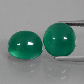 5.03 ct Green Agate Gemstone, Agate Gem in Oval Cabochon Shape for Sale.
