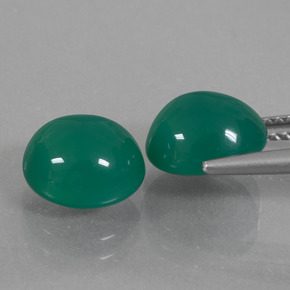 Agate Gemstones in 9.1 x 8.4 mm Size for Sale, Agate Stones in Medium Green Color