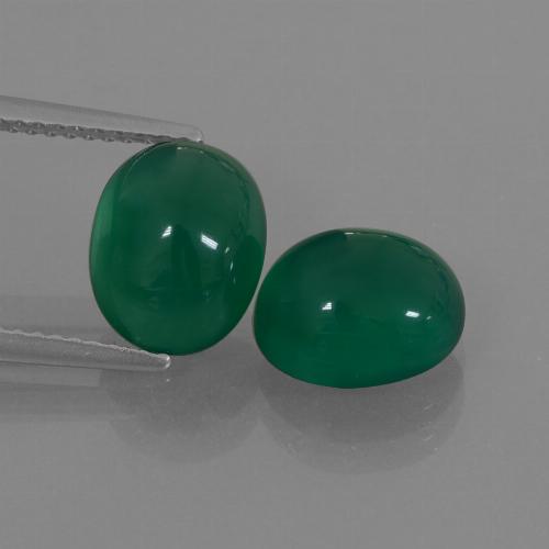 Par de Ágata Ovalada a juego de 9,7 x 7,7mm - Peso 5,56 ct en total / promedio. 2,78 ct cada uno, piedra preciosa natural , color Verde medio con claridad Translúcido, dureza Mohs 6.5 - 7 Adecuado para joyas de uso diario, Photo A
