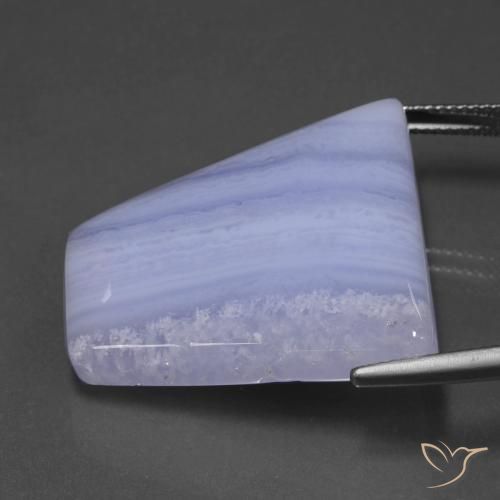 Agate Gemstone in 28.9 x 27.3 mm Size for Sale, Agate Stone in Medium-Light Violet Color
