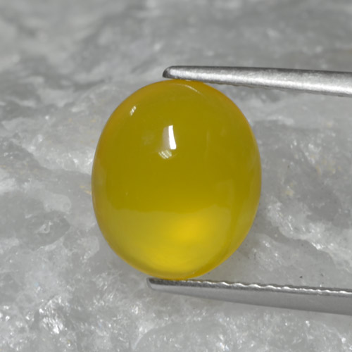 Medium Yellow Agate Gem - 3.2ct Oval Cabochon (ID: 467558)