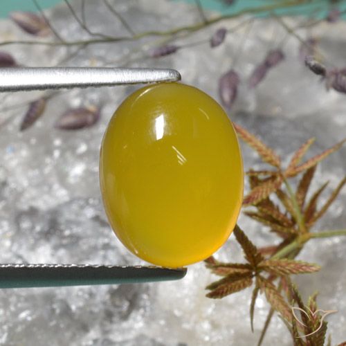 Agata Ovale cabochon da 4,02 ct dall'India, dimensione 11,3 x 8,9mm, purezza Translucent, pietra preziosa naturale Tinto, Agata 1pc in colore Giallo intenso, durezza Mohs di 6,5 - 7 adatto per gioielli da indossare ogni giorno, Photo A