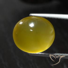 5.31 ct Yellow Agate Stone, Natural Agate in Oval Cabochon Shape for Sale