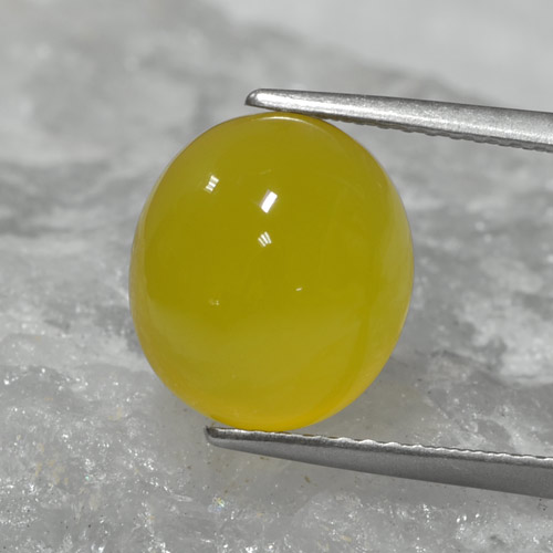 Yellowish Gold Agate Gem - 4.6ct Oval Cabochon (ID: 467656)