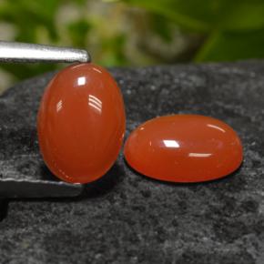 0.7ct Oval Cabochon Red Orange Agate Gem for sale 0.7ct Oval Cabochon Red Orange Agate Gem (ID: 468521)