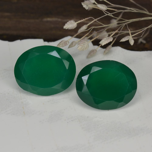 Medium Dark Green Agate Gem - 3.4ct Oval Facet (ID: 468885)