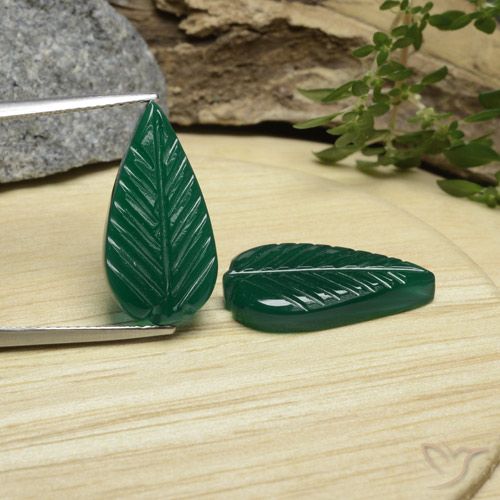 10.48 ctw Green Agate Gemstones, Agate Gems in Carved Leaf Shape for Sale.