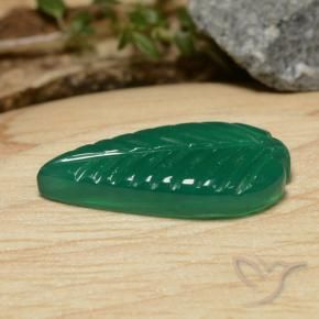 5.43 ct Green Agate Stone, Natural Agate in Carved Leaf Shape for Sale