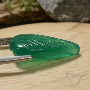 Agate Gemstone in 19.1 x 10.1 mm Size for Sale, Agate Stone in Clover Green Color