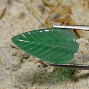 2.54 ct Green Agate Stone, Natural Agate in Carved Leaf Shape for Sale