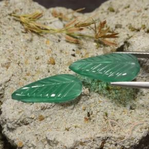 Agate Gemstones in 17.9 x 8.9 mm Size for Sale, Agate Stones in Medium Green Color