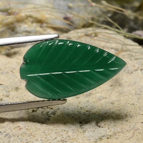 4.60 ct Green Agate Stone, Natural Agate in Carved Leaf Shape for Sale