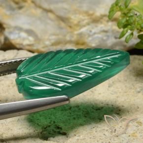 Agate Gemstone in 19.2 x 10.1 mm Size for Sale, Agate Stone in Medium Green Color