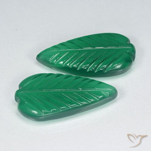 7.35ctw Natural Medium Green Agate, Flower Cut, Translucent