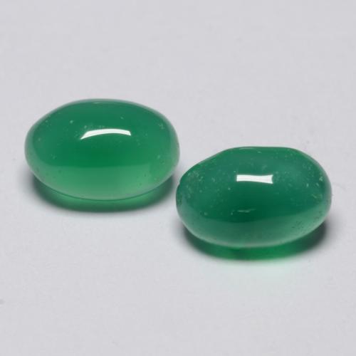 Warm Green Agate Gem - 0.6ct Oval Cabochon (ID: 548509)