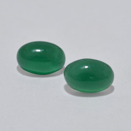 Warm Green Agate Gem - 0.5ct Oval Cabochon (ID: 566988)