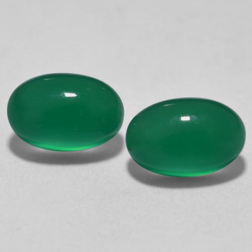 Warm Green Agate Gem - 0.6ct Oval Cabochon (ID: 567724)