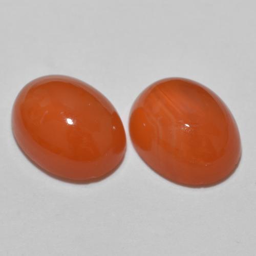 2 pezzi di agata arancione Ovale abbinato di dimensioni 7,8 x 6,1mm, peso 2,53 ct totali / media. 1,27 ct ciascuno, giallo in purezza Translucent, gemma naturale , durezza Mohs 6,5 - 7 adatto per gioielli da indossare ogni giorno , Photo A