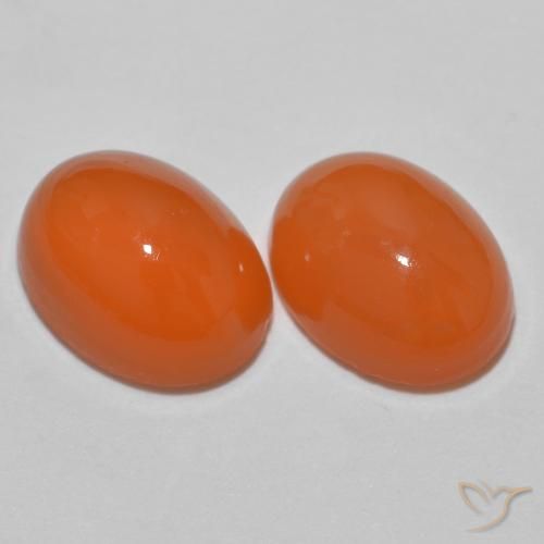 Coppia di agata Ovale abbinata 8 x 6mm - Peso 2,46 ct totali / media. 1,23 ct ciascuno, pietra preziosa naturale , colore Arancia Fuoco in purezza Translucent, durezza Mohs 6,5 - 7 adatto per gioielli da indossare ogni giorno, Photo A