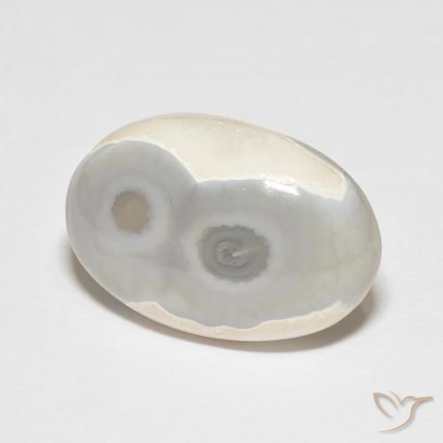 18.84 ct White Agate Stone, Natural Agate in Oval Cabochon Shape for Sale