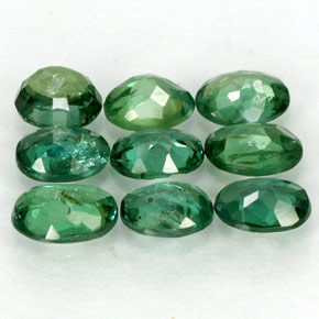 Alexandrite Gemstone in 4.1 x 3.1 mm Size for Sale, Alexandrite Stone in Green/Red Color