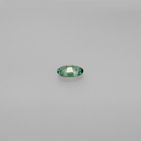 Alexandrite Gemstone in 4.5 x 3.3 mm Size for Sale, Alexandrite Stone in Green/Red Color