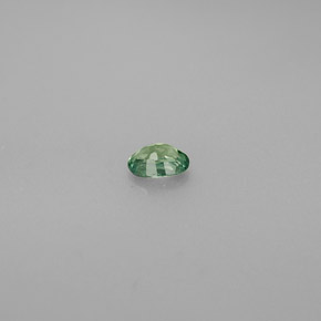 Alexandrite Gemstone in 4.2 x 3.1 mm Size for Sale, Alexandrite Stone in Green/Red Color