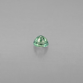 Alexandrite Gemstone in 2.9 x 2.3 mm Size for Sale, Alexandrite Stone in Green/Red Color