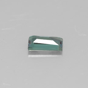 Alexandrite Gemstone in 5 x 2.7 mm Size for Sale, Alexandrite Stone in Green/Red Color