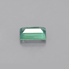 Alexandrite Gemstone in 5.1 x 3 mm Size for Sale, Alexandrite Stone in Green/Red Color