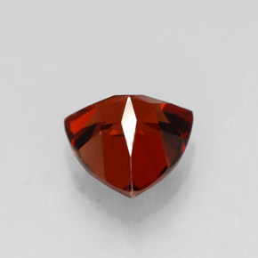 Almandine Garnet Gemstone in 7 x 7 mm (calibrated) Size for Sale, Almandine Garnet Stone in Red Color