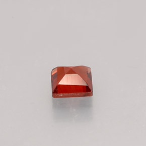 Almandine Garnet Gemstone in 4 x 4 mm (calibrated) Size for Sale, Almandine Garnet Stone in Orange Red Color