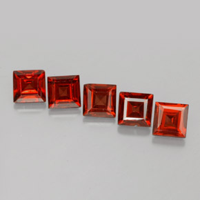 2.52 ct Red Almandine Garnet Gemstone, Almandine Garnet Gem in Square Facet Shape for Sale.