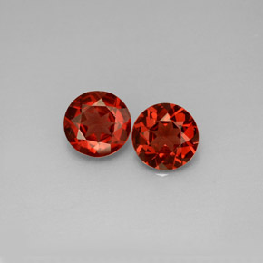 1.78 ct Red Almandine Garnet Gemstone, Almandine Garnet Gem in Round Facet Shape for Sale.