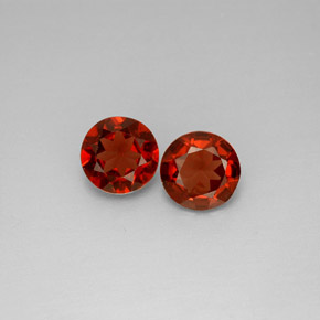1.64 ct Red Almandine Garnet Gemstone, Almandine Garnet Gem in Round Facet Shape for Sale.