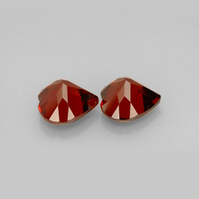 Almandine Garnet Gemstone in 7 x 7 mm (calibrated) Size for Sale, Almandine Garnet Stone in Red Color