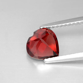 Almandine Garnet Gemstone in 7 x 7 mm (calibrated) Size for Sale, Almandine Garnet Stone in Red Color