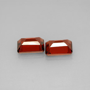 Almandine Garnet Gemstone in 7 x 5 mm (calibrated) Size for Sale, Almandine Garnet Stone in Red Color