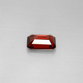 Almandine Garnet Gemstone in 7 x 5 mm (calibrated) Size for Sale, Almandine Garnet Stone in Deep Red Color