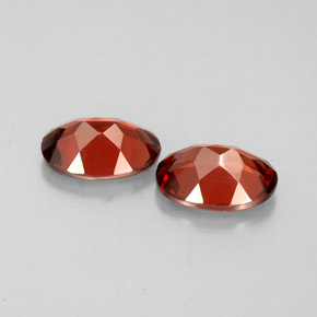 Almandine Garnet Gemstone in 7 x 5 mm (calibrated) Size for Sale, Almandine Garnet Stone in Deep Red Color