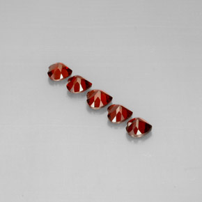 Almandine Garnet Gemstone in 5 x 5 mm (calibrated) Size for Sale, Almandine Garnet Stone in Deep Red Color
