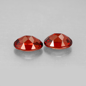 Almandine Garnet Gemstone in 7 x 5 mm (calibrated) Size for Sale, Almandine Garnet Stone in Deep Red Color