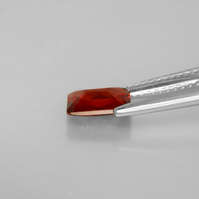 Almandine Garnet Gemstone in 7 x 5 mm (calibrated) Size for Sale, Almandine Garnet Stone in Deep Red Color