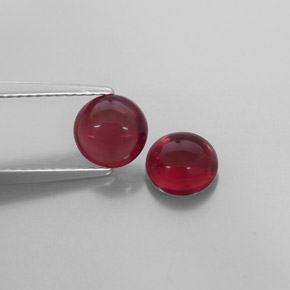 2.68 ct Red Almandine Garnet Gemstone, Almandine Garnet Gem in Round Cabochon Shape for Sale.