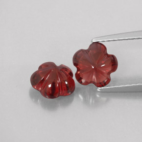3.44 ct Red Almandine Garnet Gemstone, Almandine Garnet Gem in Flower-Cut Shape for Sale.