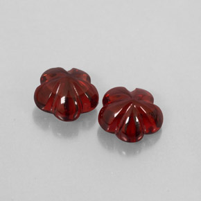 3.56 ct Red Almandine Garnet Gemstone, Almandine Garnet Gem in Flower-Cut Shape for Sale.